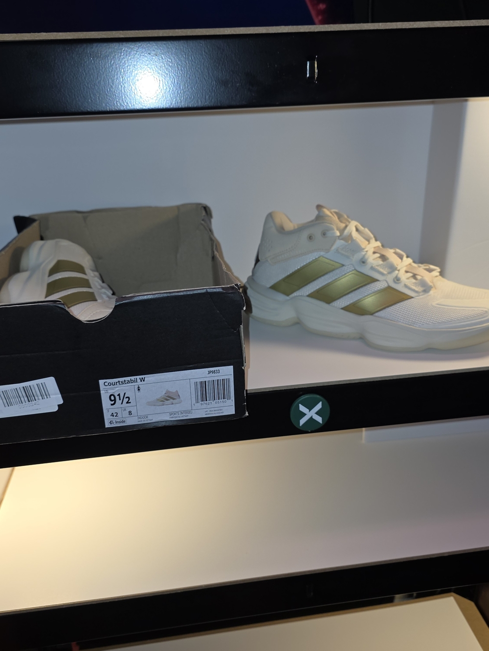 adidas Courtstabil W 9.5W - Picture 5 of 5